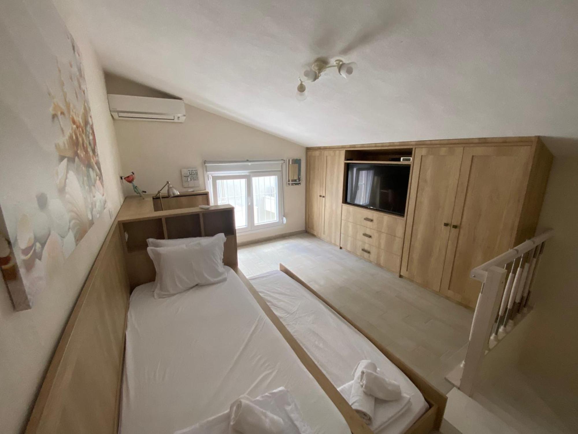 Villa Nikoleti Luxury Living Nikiti  Exterior photo